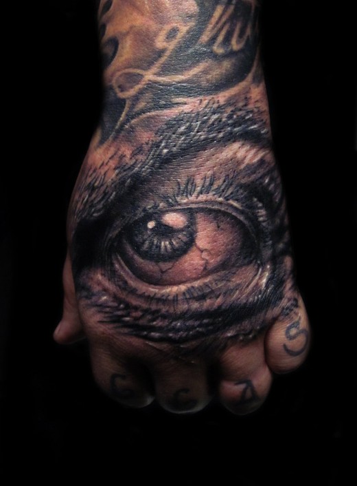 Eye-Hand-Tattoo-Trend-