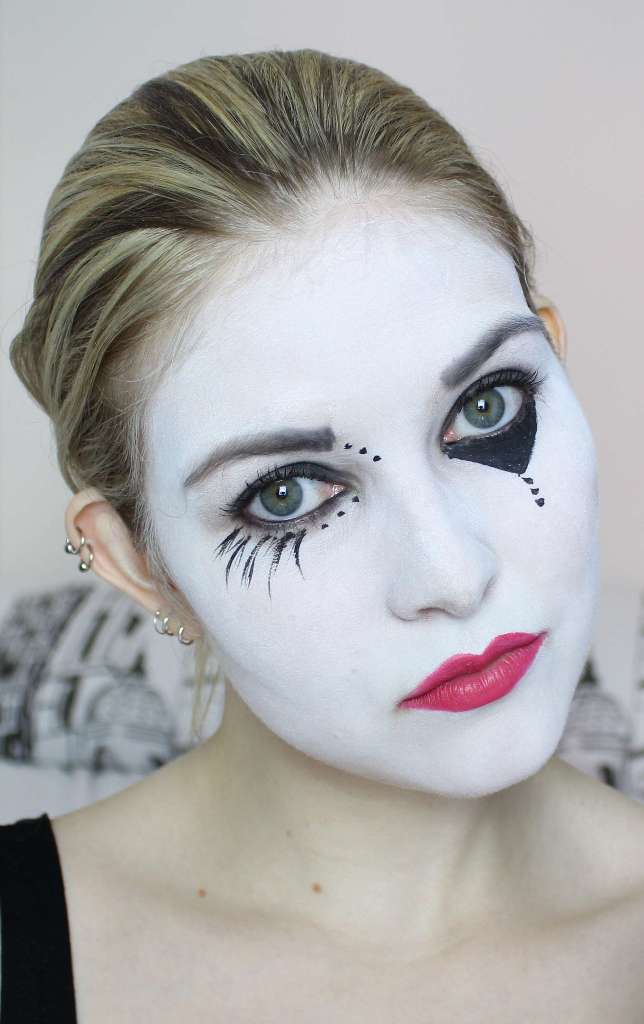 Halloween Makeup for Teens