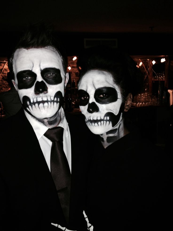 Skeleton Halloween Makeup for Couples