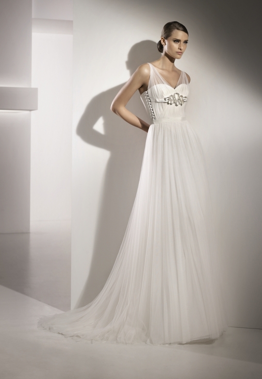 empire_waist_wedding_dress_004