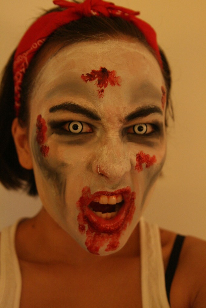 Halloween Zombie Makeup for Girls