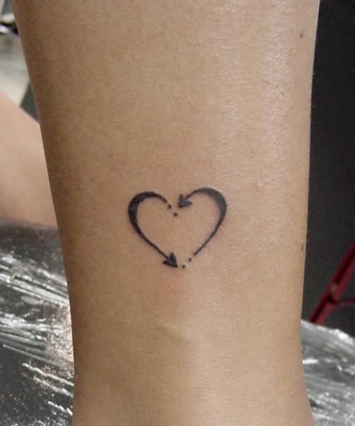 small-tattoo-designs-for-men-and-women