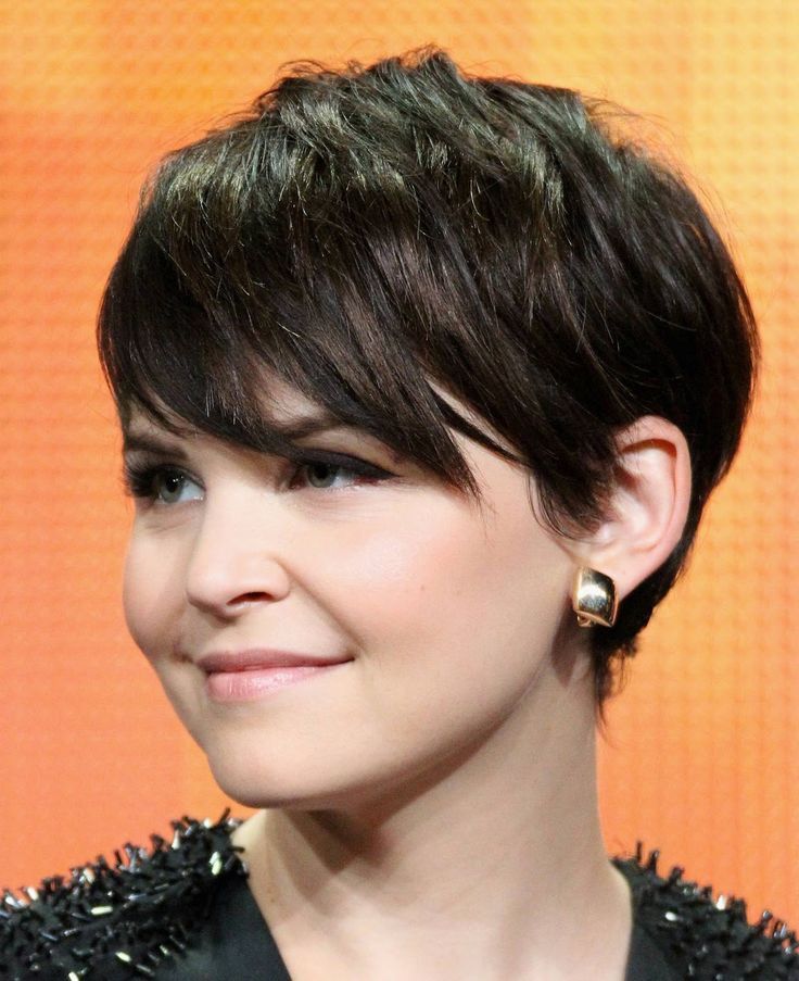 pixie-cuts-short-hairstyles-for-round-faces