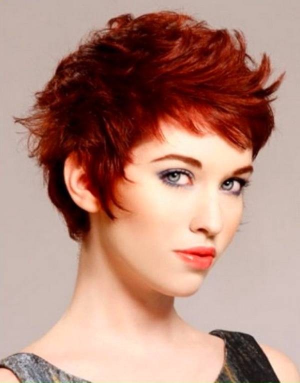 red-short-hairstyles-for-round-faces