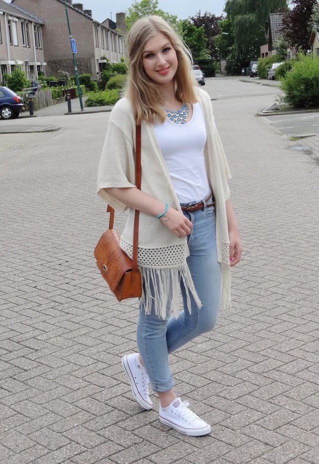 beautiful-outfit-idea-with-sneakers