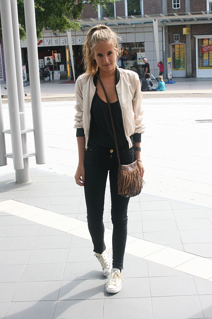 gorgeous-silk-bomber-jacket-outfits