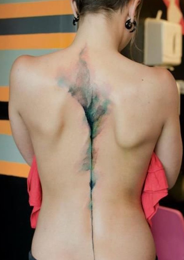 cool-spine-tattoo-ideas-for-women
